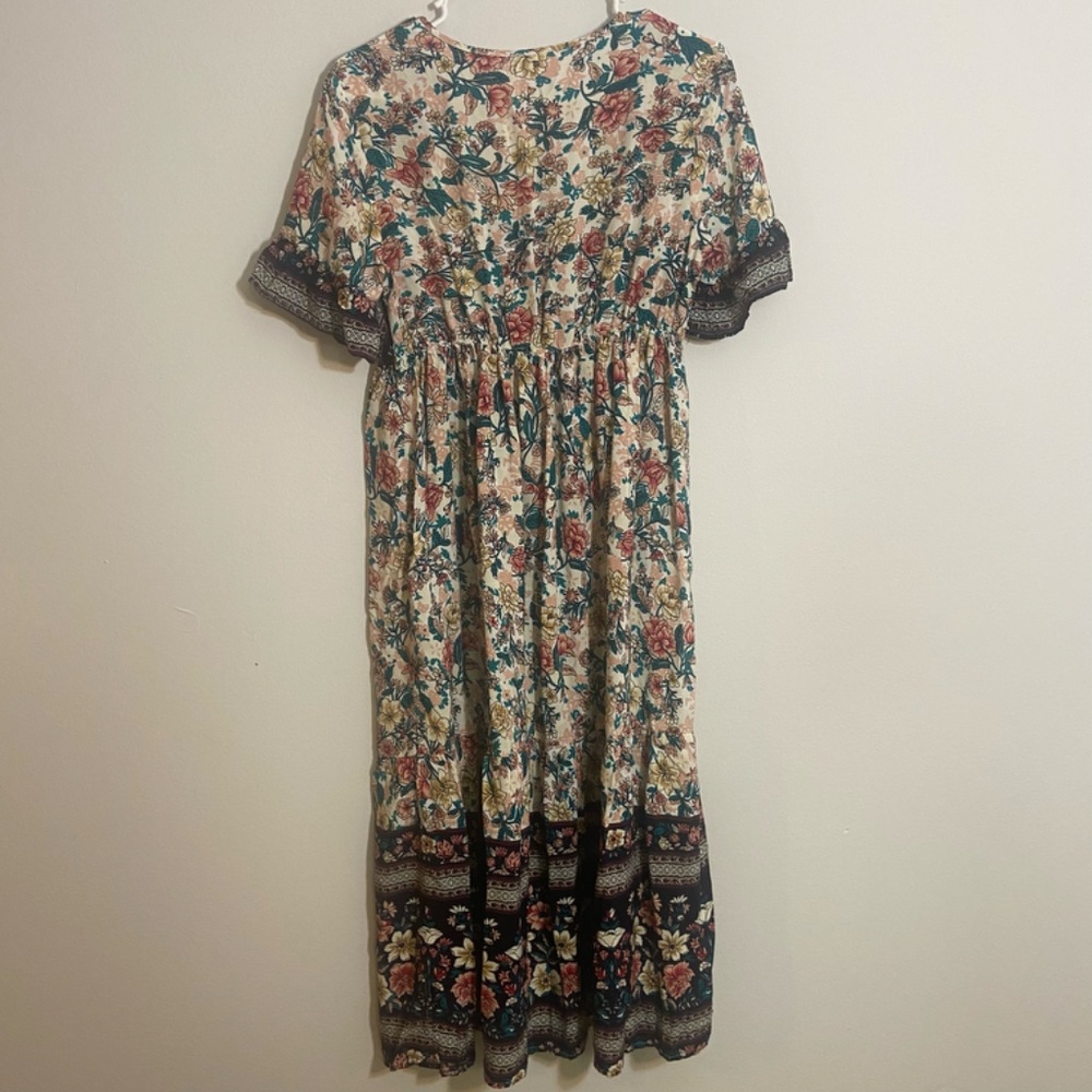 Bohemian Floral Print VNeck Maxi dress Short sleeve Size Large - Picture 6 of 7